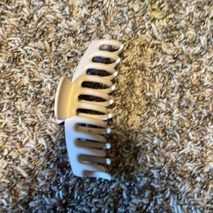 Brand New Claw Clip